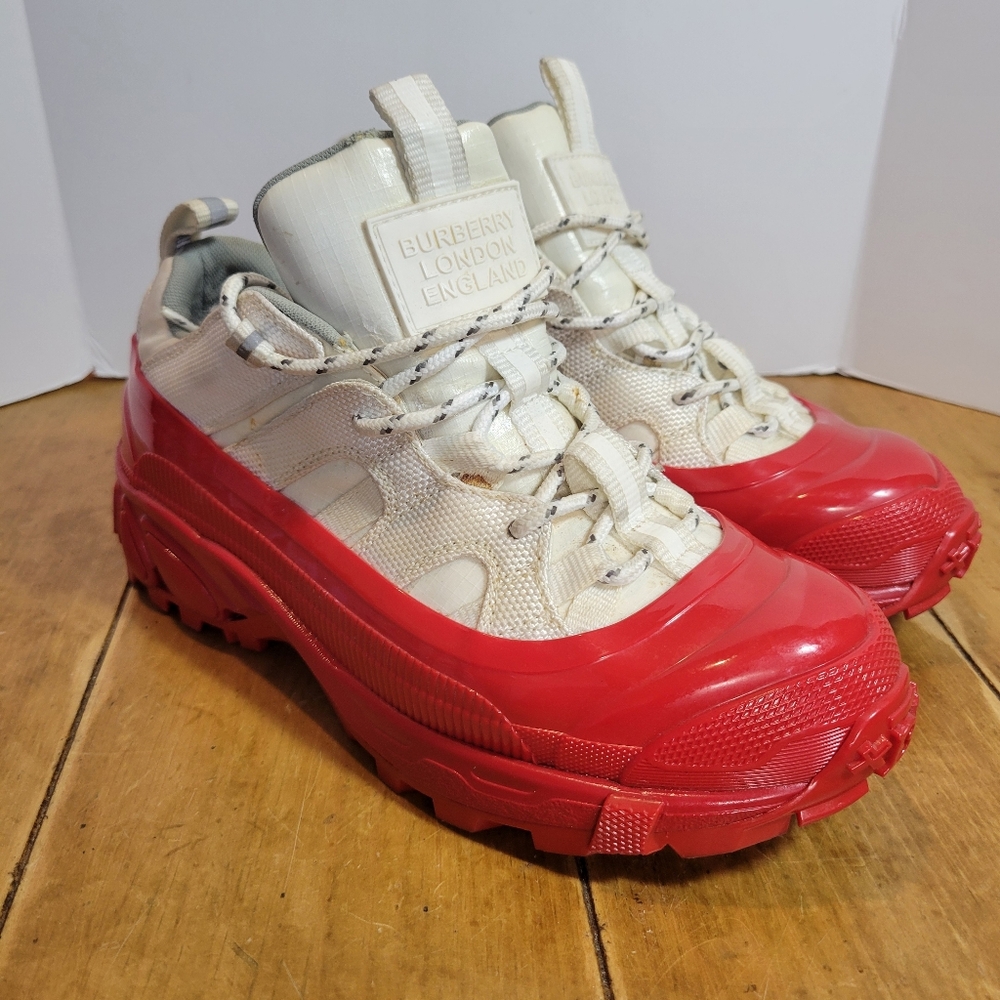 Burberry Arthur Low Top Red And White Sneakers Size 35 Size 5 US